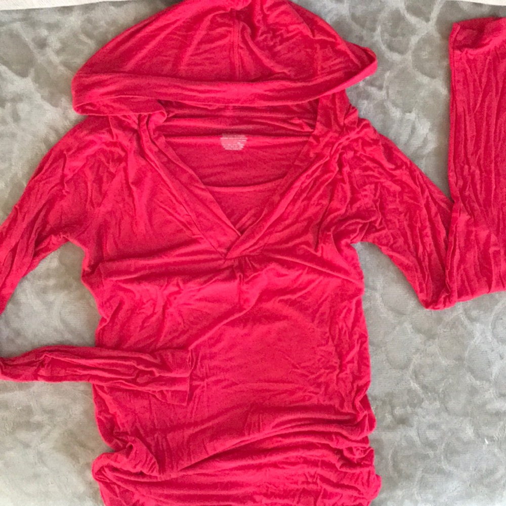 Maternity and nursing top with hood size small